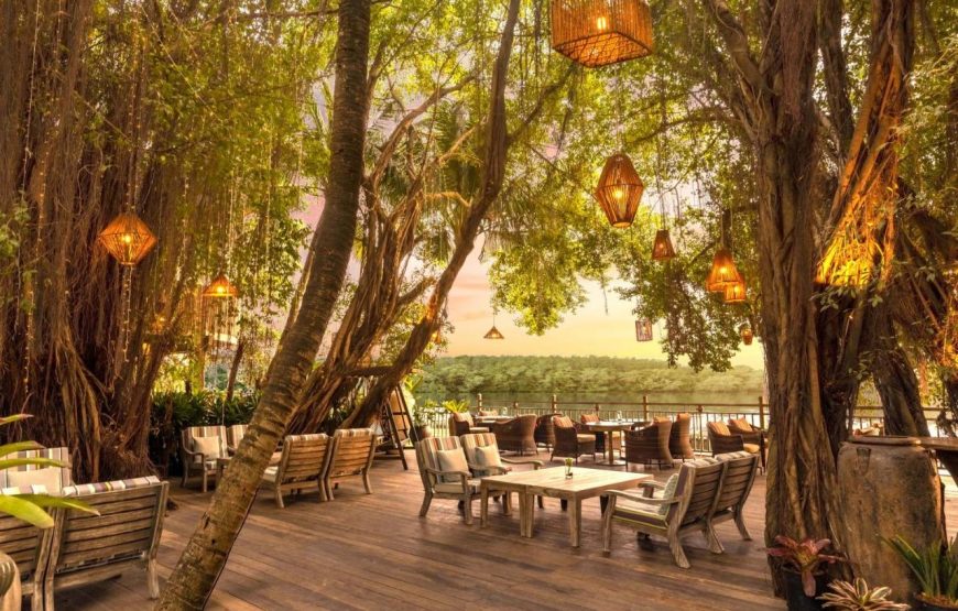 An Lam Retreats Saigon River